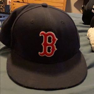 boston red sox’s hat *fitted*